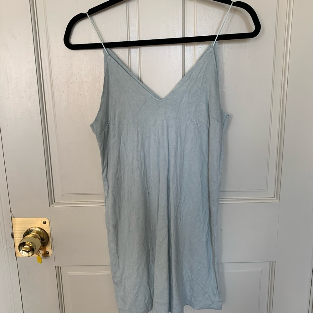 blue dress